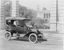 История первого автомобиля